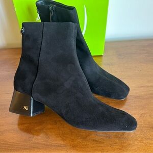 Sam Edelman Paige Black Suede Boots for in Style Comfort